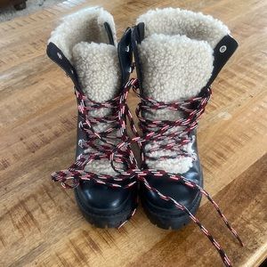 Women’s chunky black boot with heel